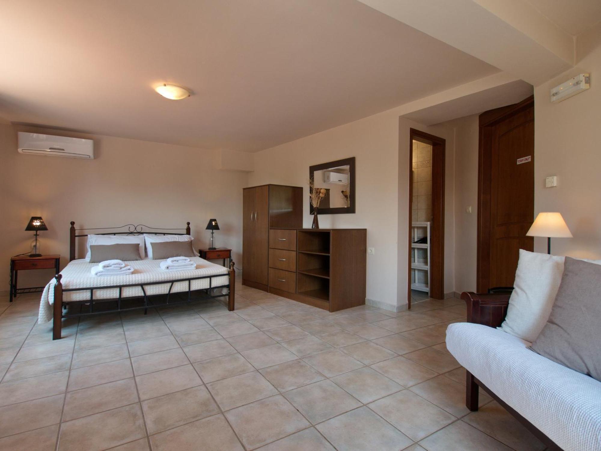 Villa Metapothia Gavalochori Crete Екстериор снимка